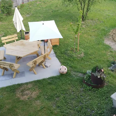 Wohnen Und Kunst In *